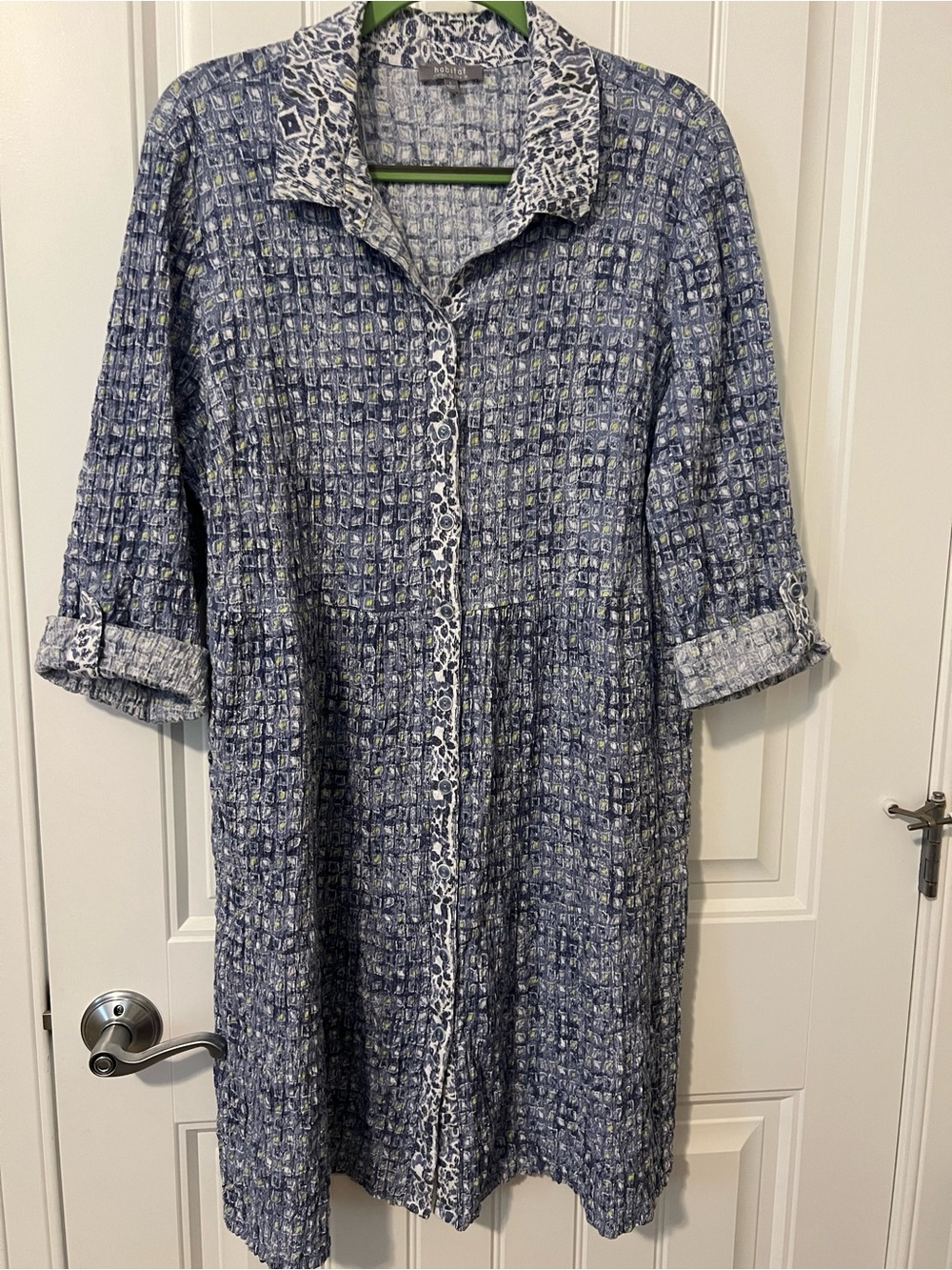Habitat shirtwaist style dress with stretch!
Size L